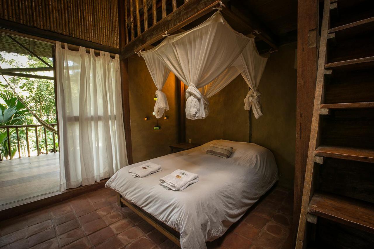 Chirapa Manta Amazon Lodge Lamas 외부 사진